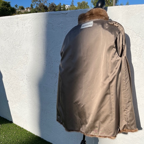 MINK COAT by McRae's Women's Medium Flawless Stylish and supple Mink Coat - Picture 12 of 14
